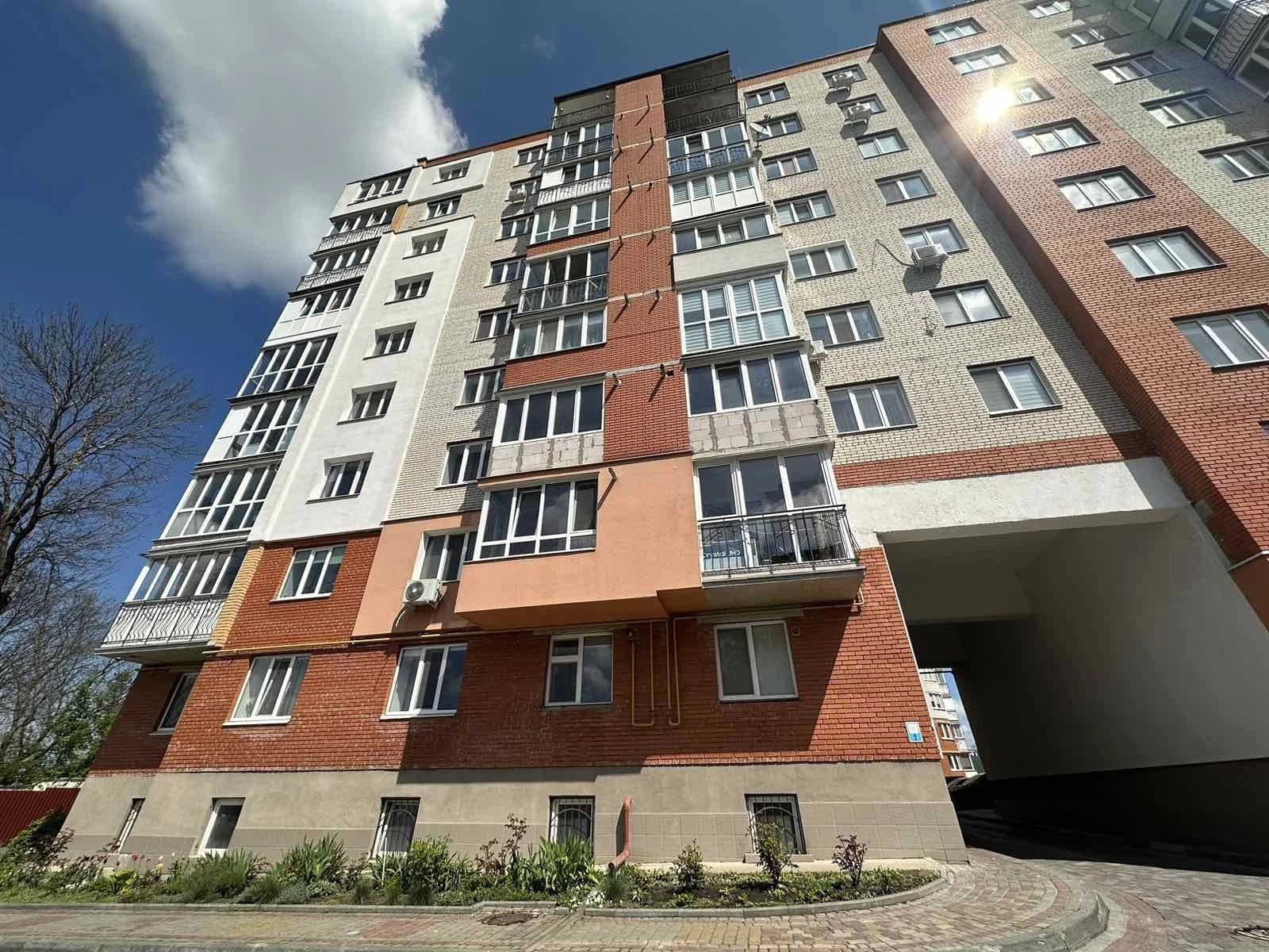 Продаж квартири 2 кімнати, 63 m², 5 пов./9 поверхів. Коцюбинського вул., Тернопіль. 