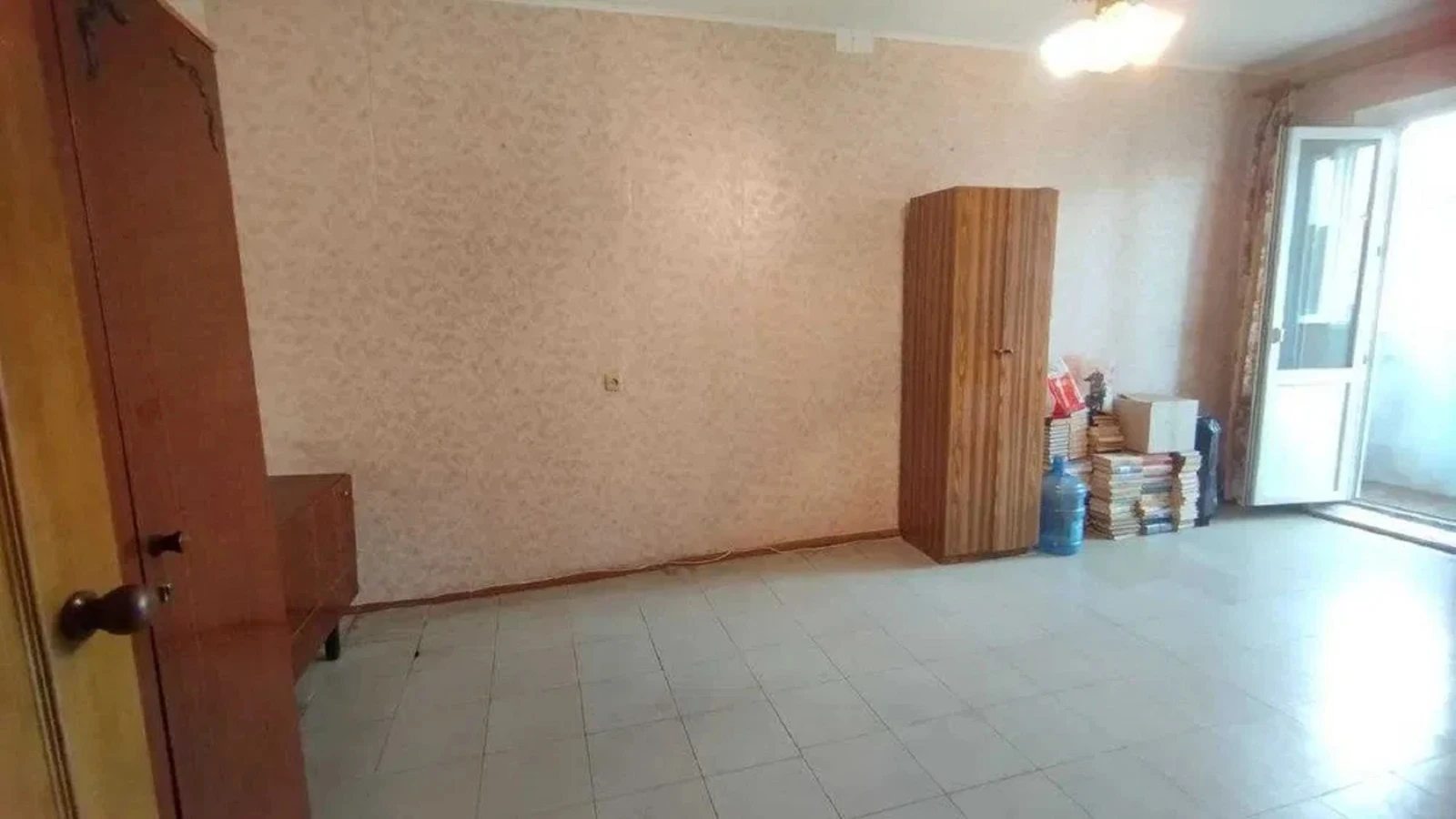 Продаж квартири 3 кімнати, 64 m², 4 пов./14 поверхів. 55, Небесной Сотни проспект (Маршала Жукова), Одеса. 