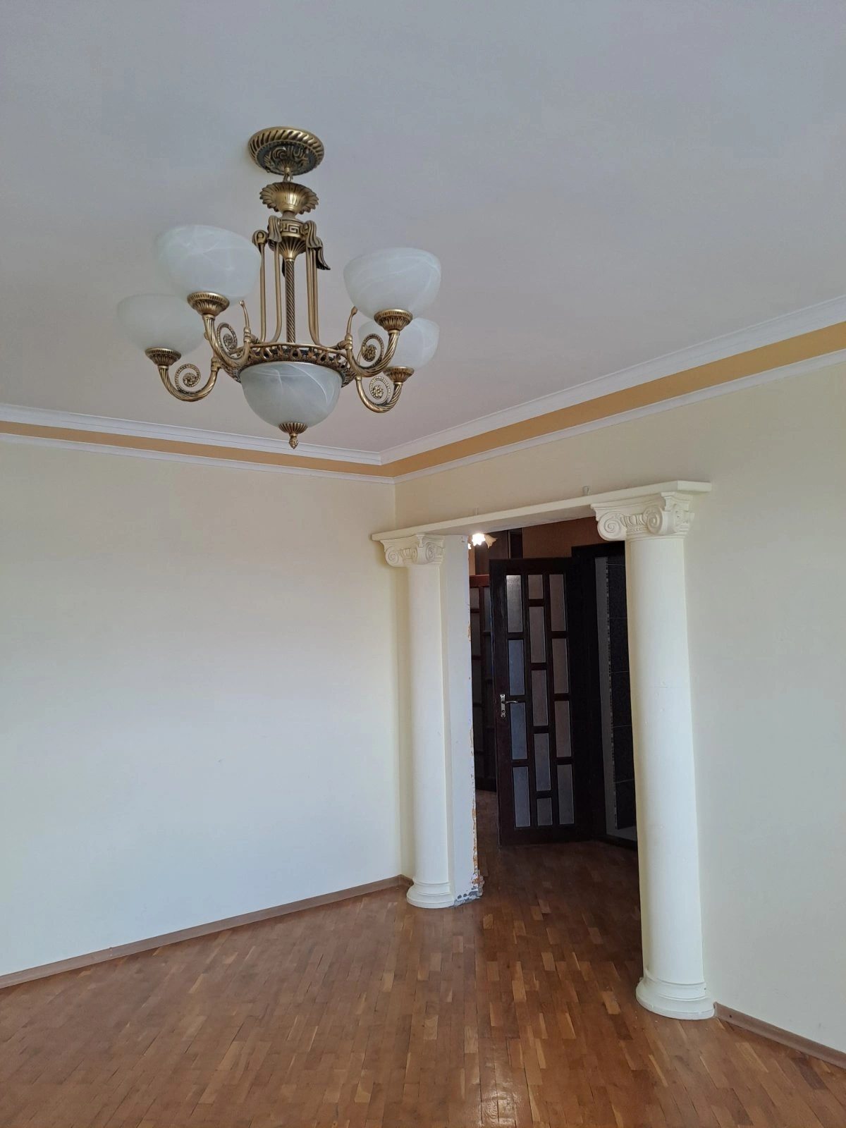 Продаж квартири 3 кімнати, 88 m², 6 пов./6 поверхів. Довженка О. вул., Тернопіль. 