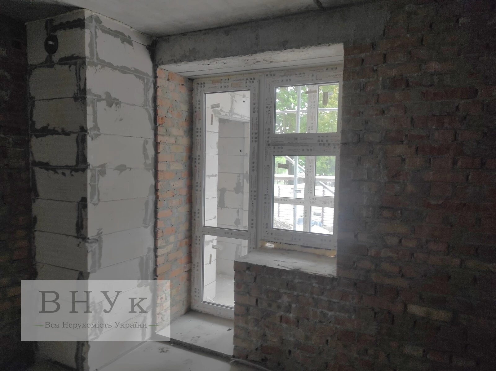 Apartments for sale 2 rooms, 57 m², 1st fl./10 floors. Zluky pr., Ternopil. 