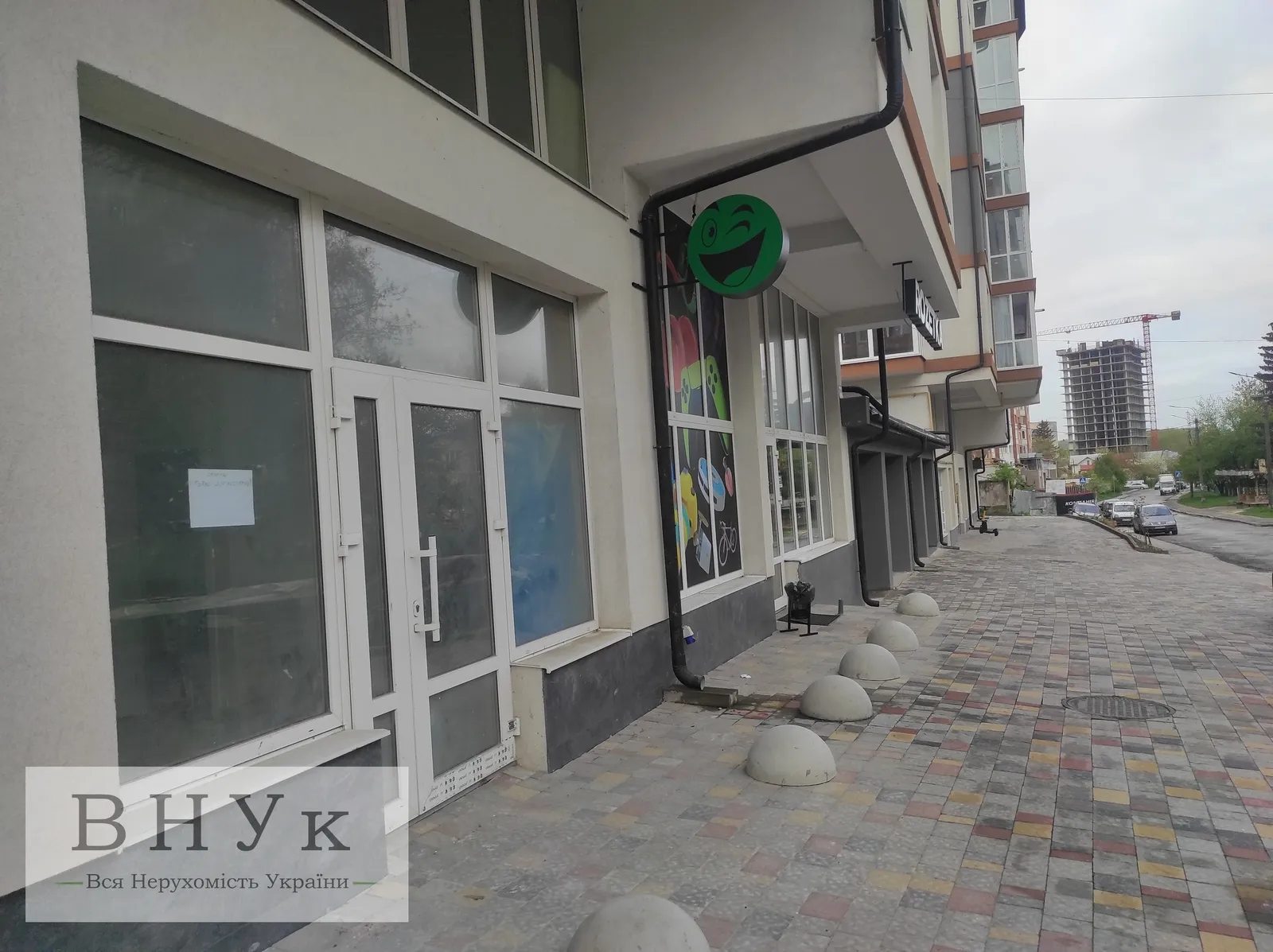 Apartments for sale. 1 room, 47 m², 2nd floor/6 floors. Nalyvayka S. vul., Ternopil. 