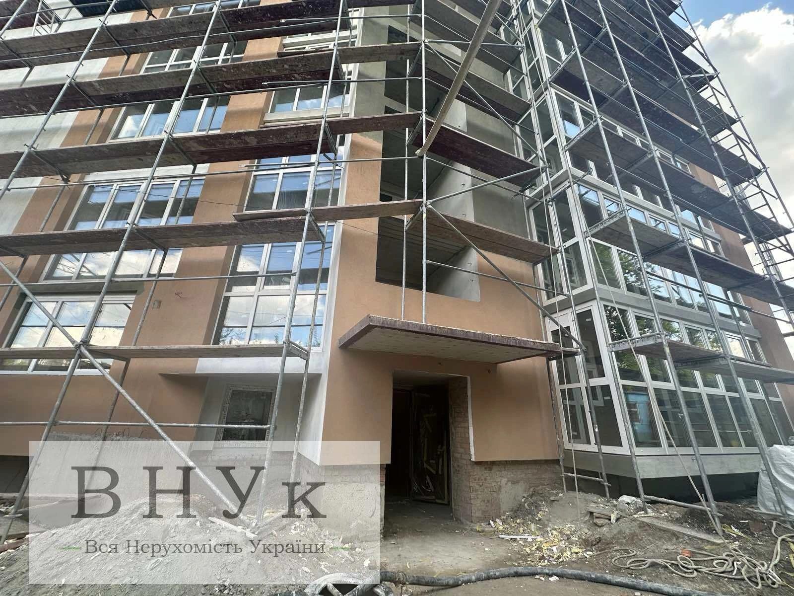 Apartments for sale 2 rooms, 57 m², 1st fl./9 floors. Zluky , Ternopil. 