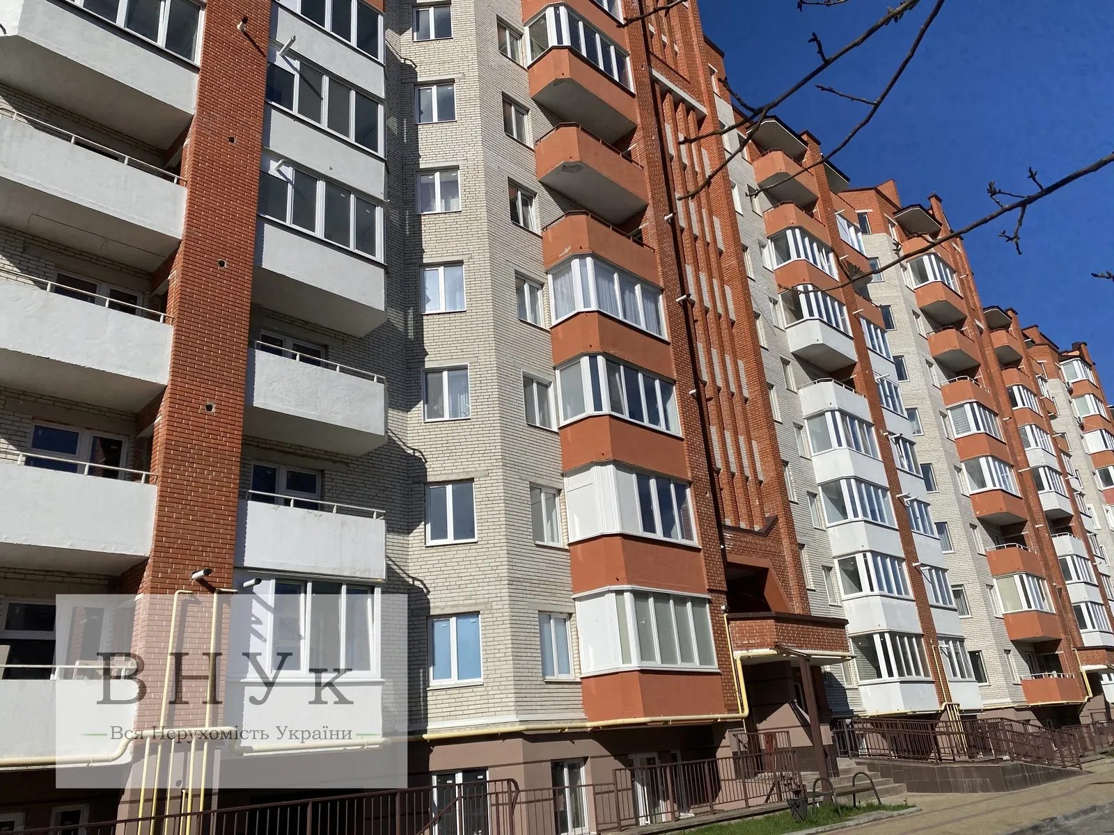 Apartments for sale. 1 room, 39 m², 3rd floor/10 floors. Dovzhenka O. vul., Ternopil. 