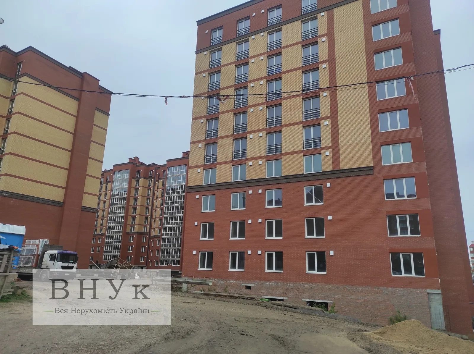 Продаж квартири 1 кімната, 44 m², 4 пов./10 поверхів. Тролейбусна вул., Тернопіль. 