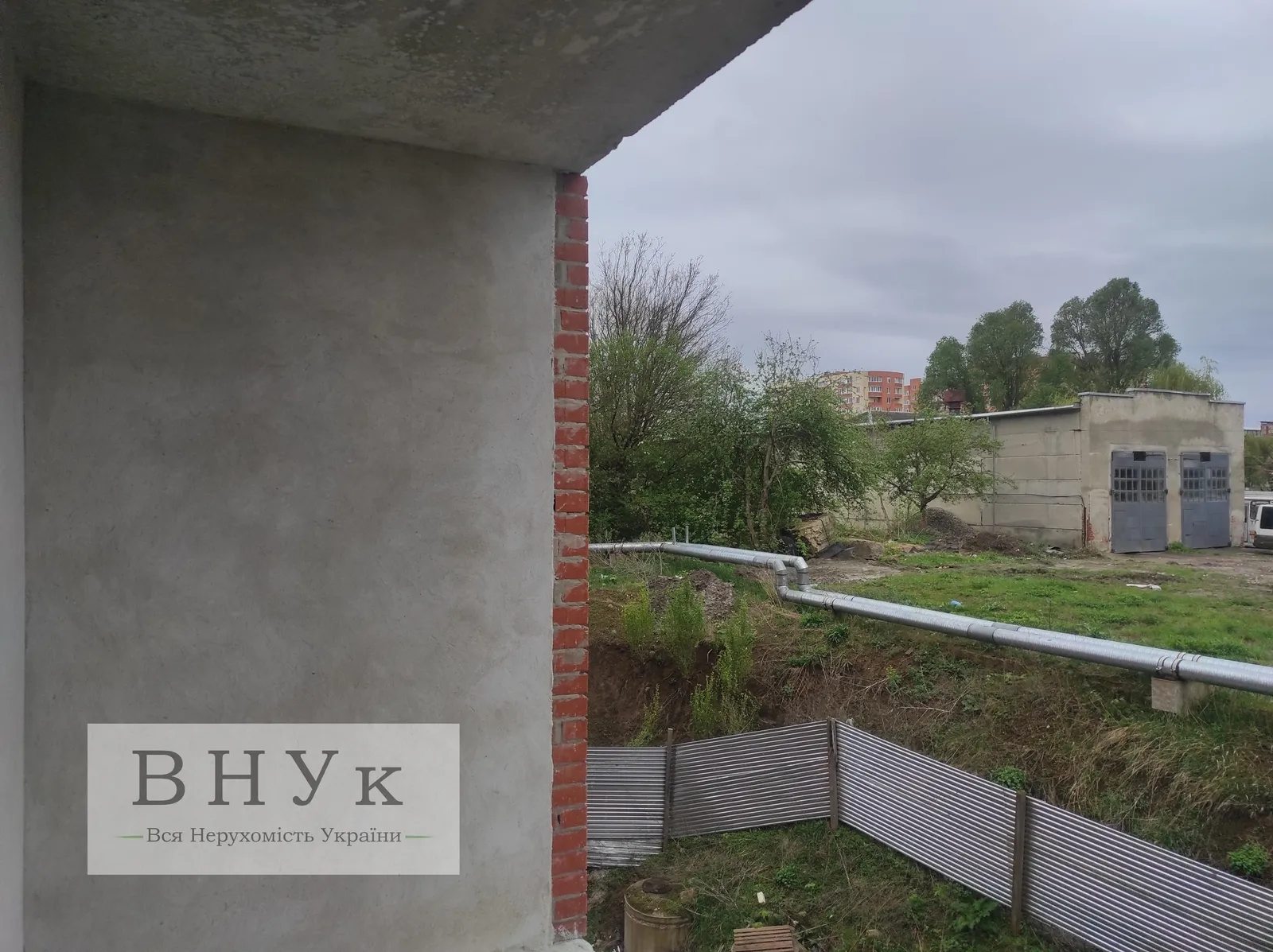 Продаж квартири 1 кімната, 44 m², 4 пов./10 поверхів. Тролейбусна вул., Тернопіль. 