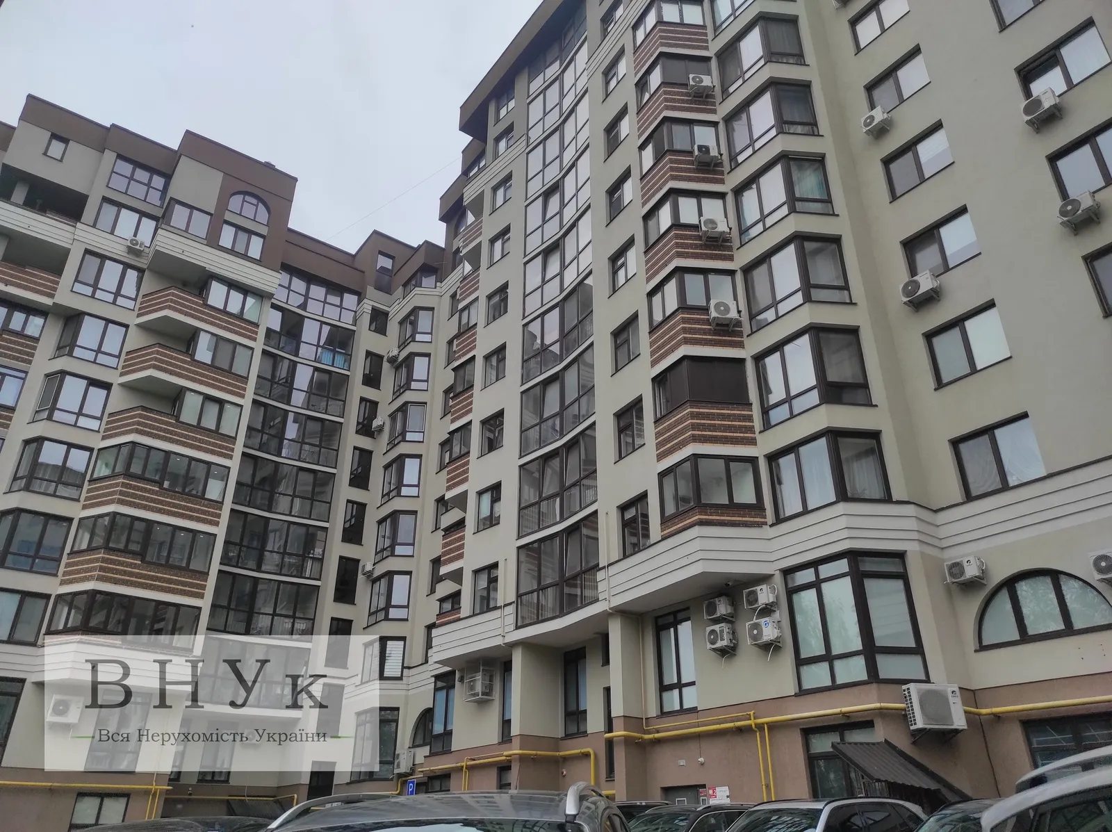 Продаж квартири 5 кімнат, 160 m², 9 пов./10 поверхів. Шептицького Митрополита вул., Тернопіль. 