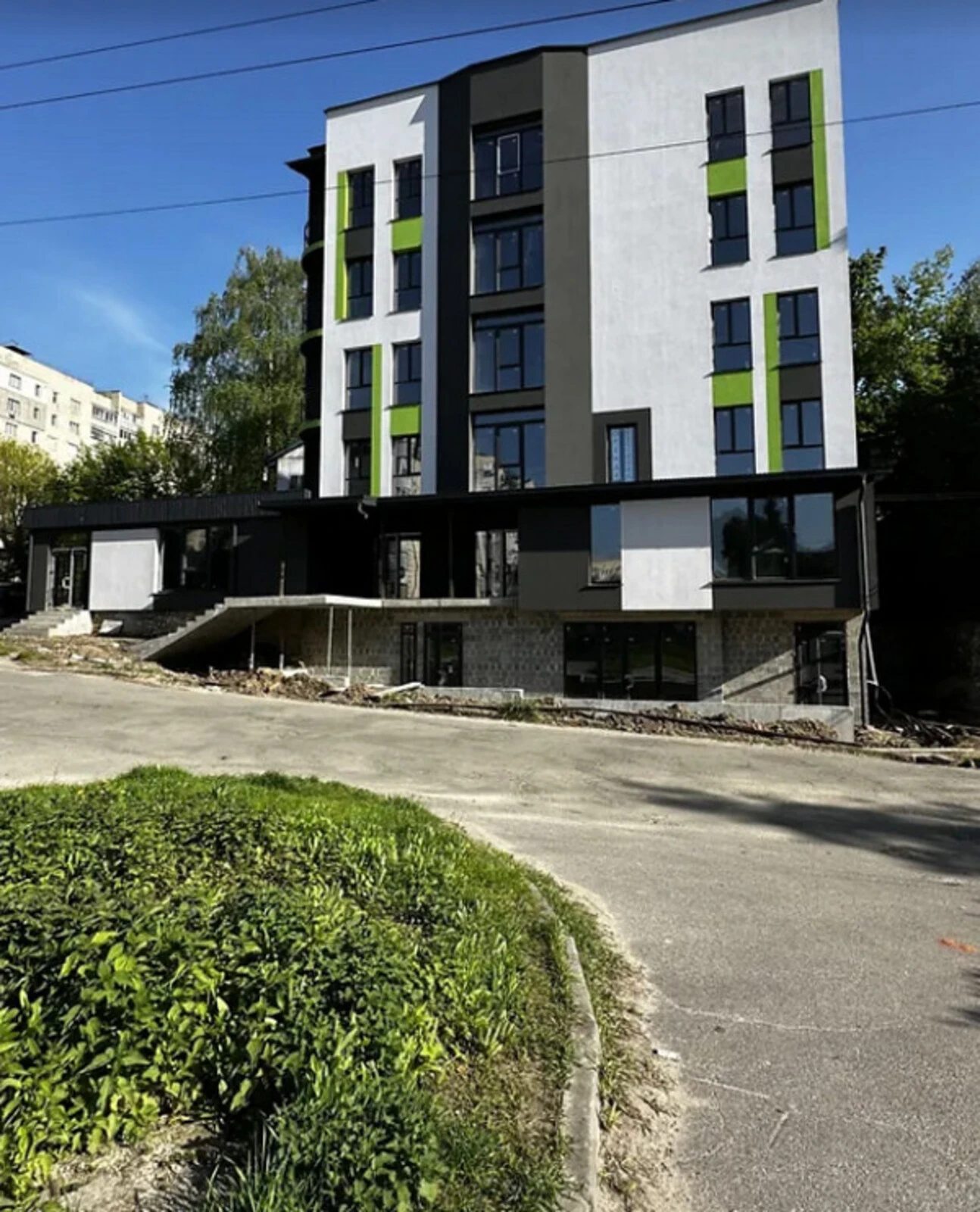 Продам нерухомість під комерцію 106 m², 1 пов./5 поверхів. Новый свет, Тернопіль. 