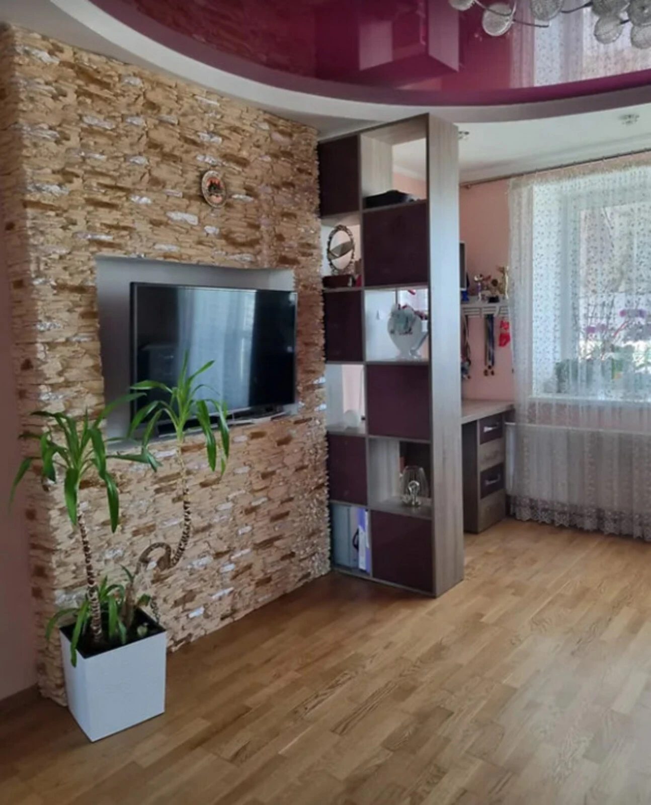Apartments for sale. 2 rooms, 64 m², 9th floor/10 floors. Druzhba, Ternopil. 
