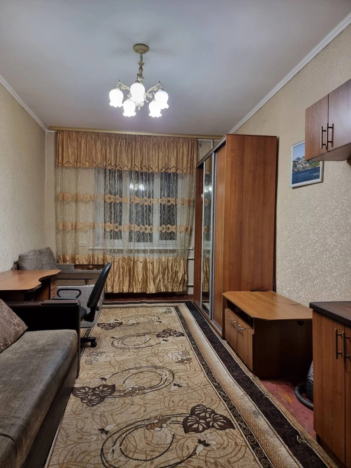 Room for sale 1 room, 17.8 m², 3rd fl./5 floors. 17, Gasheka YAroslava 17, Kyiv. 