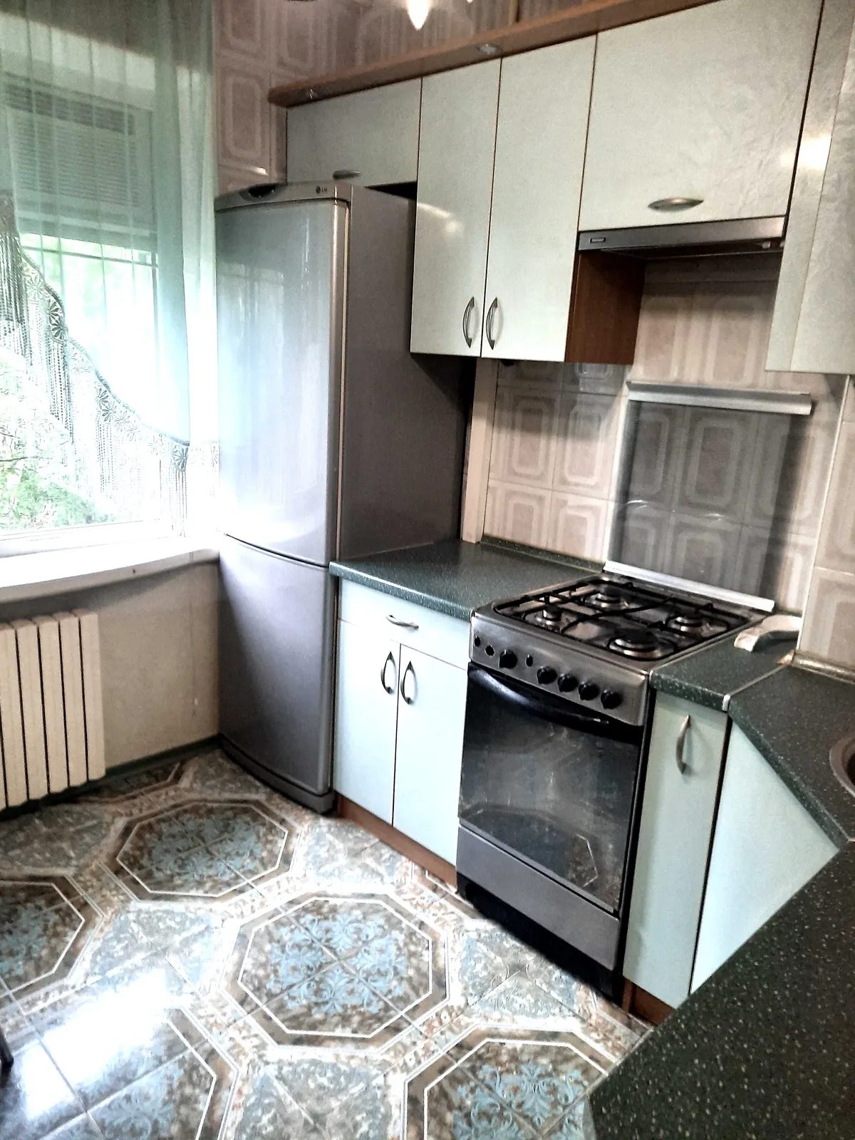 Продаж квартири 2 кімнати, 50 m², 6 пов./9 поверхів. 92, Королева Академика , Одеса. 