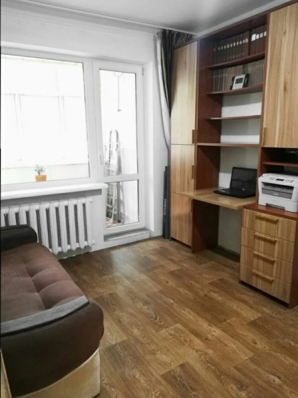 Продажа квартиры. 2 rooms, 45 m², 1st floor/10 floors. Донецкое шоссе, Днепр. 