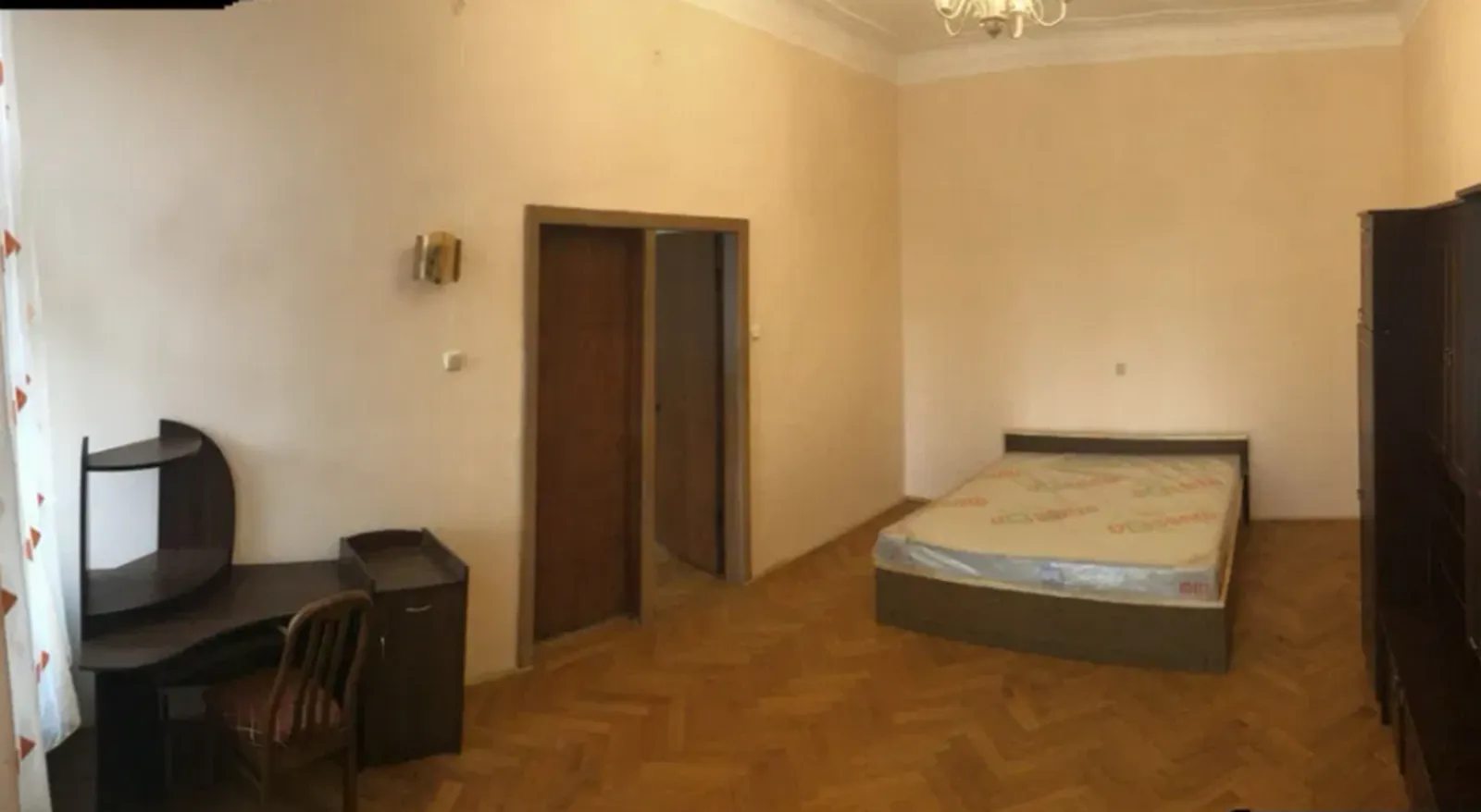 Продаж квартири 2 кімнати, 69 m², 2 пов./3 поверхи. Центр, Тернопіль. 