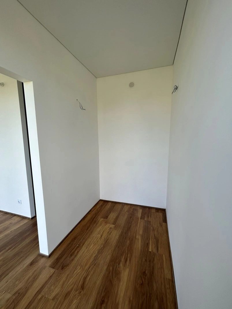 Продажа дома 3 комнаты, 27 m², 1 эт.. Бровары. 