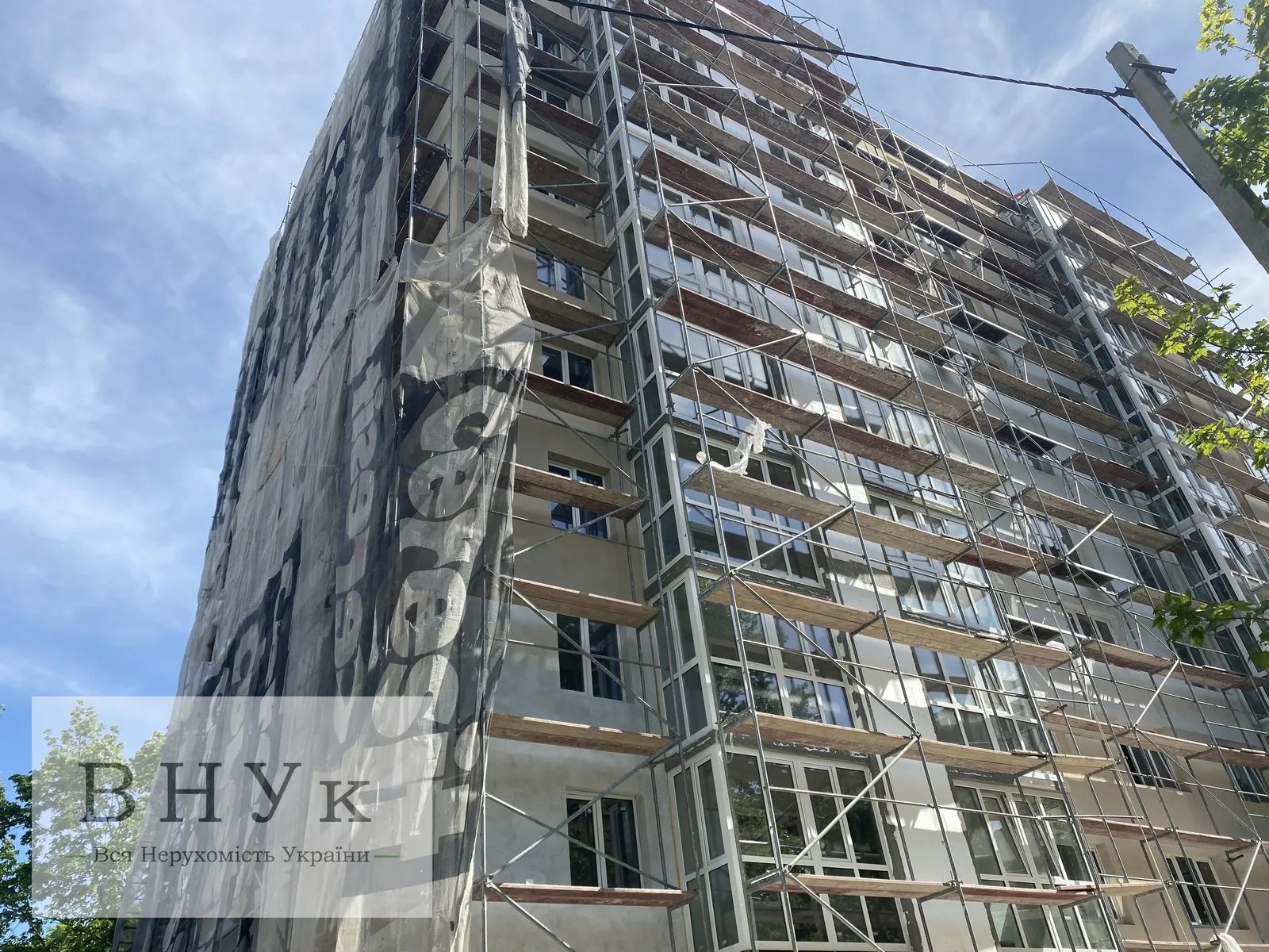 Apartments for sale 1 room, 34 m², 7th fl./10 floors. Zluky pr., Ternopil. 