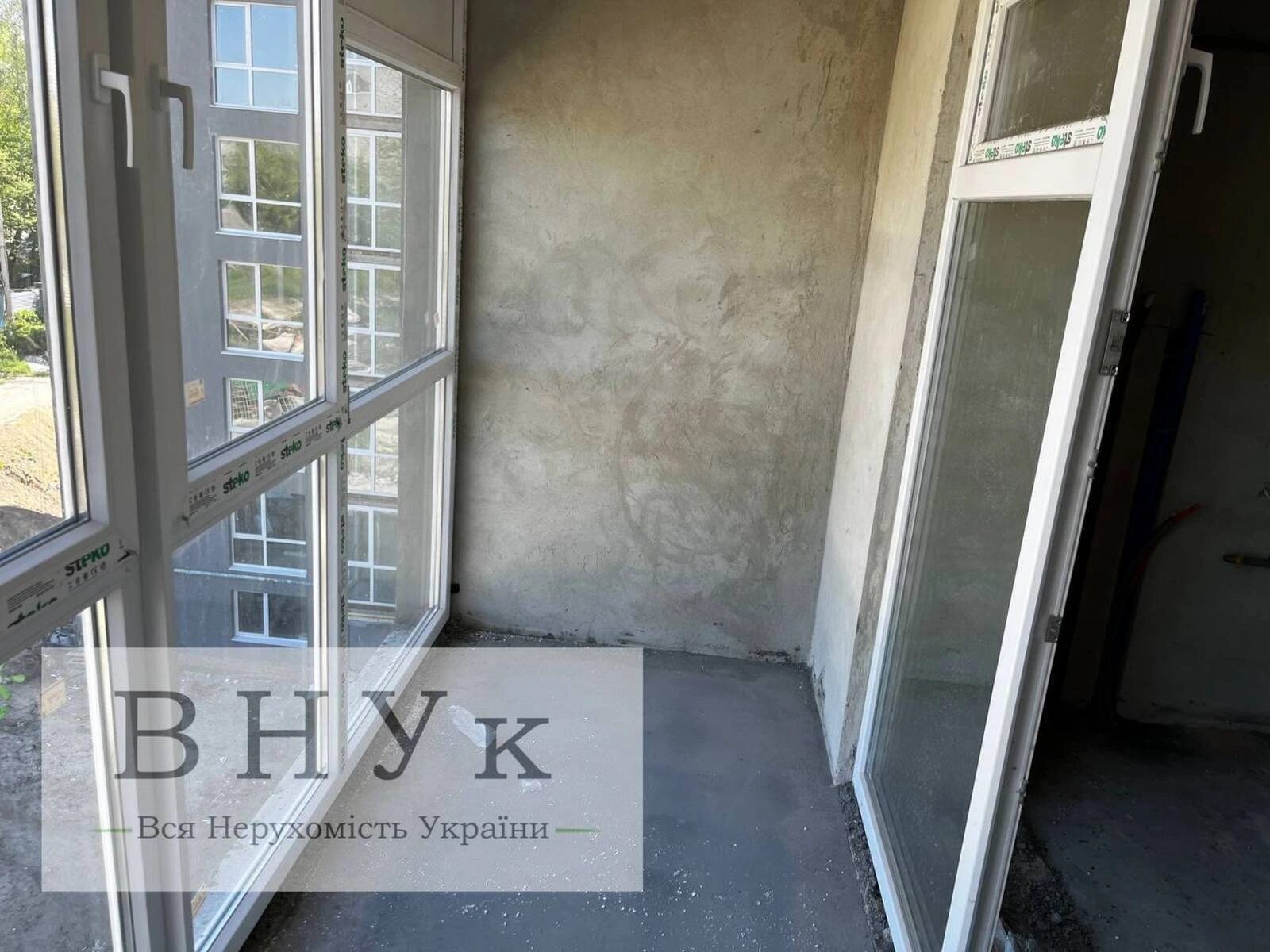 Apartments for sale 3 rooms, 83 m², 5th fl./9 floors. Chernivetska vul., Ternopil. 