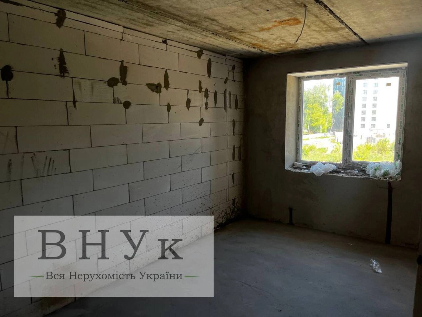 Apartments for sale 3 rooms, 83 m², 5th fl./9 floors. Chernivetska vul., Ternopil. 