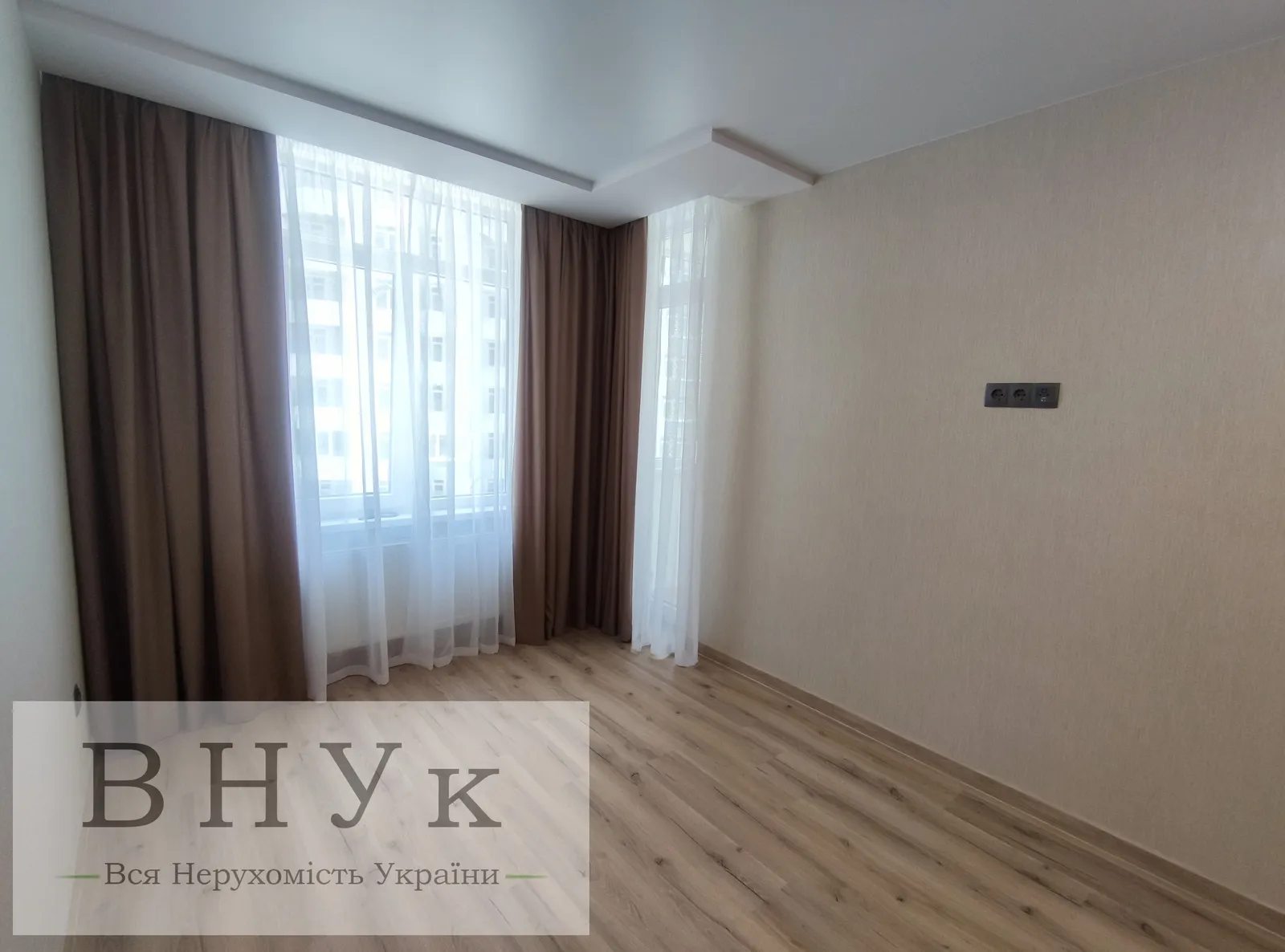 Apartments for sale 2 rooms, 61 m², 3rd fl./11 floors. Kyyivska vul., Ternopil. 