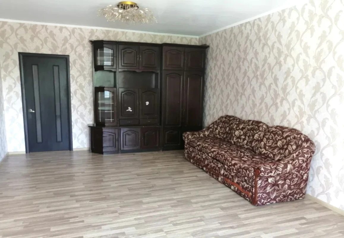 Продаж квартири 2 кімнати, 73 m², 3 пов./14 поверхів. 162, Костанди ул., Одеса. 