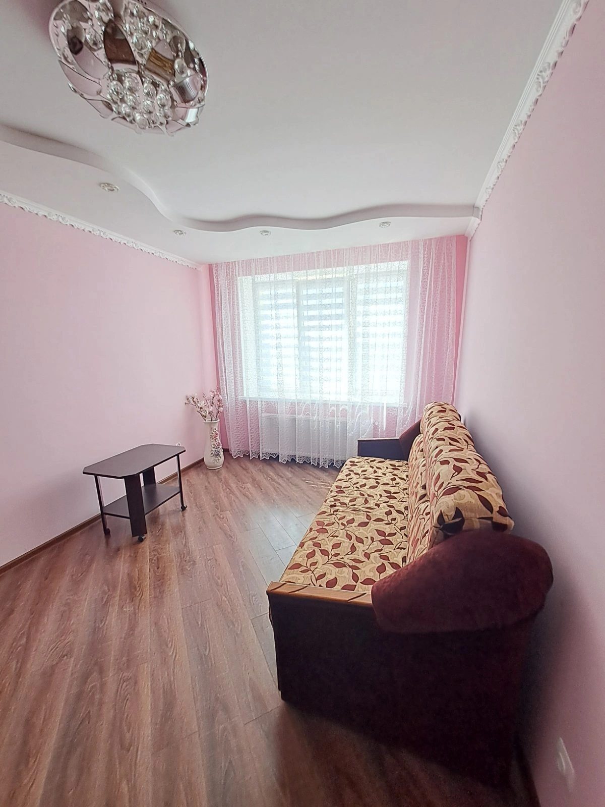 Apartments for sale. 1 room, 41 m², 5th floor/9 floors. Yaremy vul., Ternopil. 