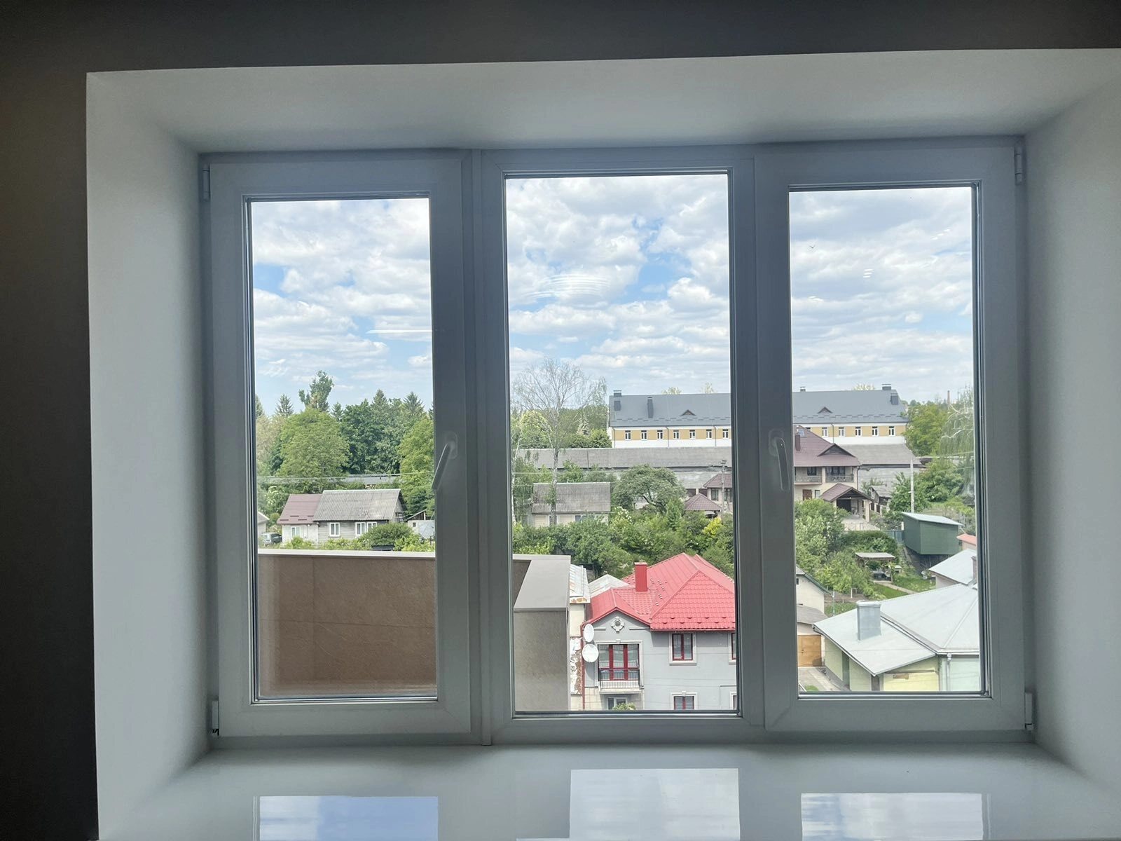 Apartments for sale. 2 rooms, 58 m², 8th floor/10 floors. Halytska vul., Ternopil. 