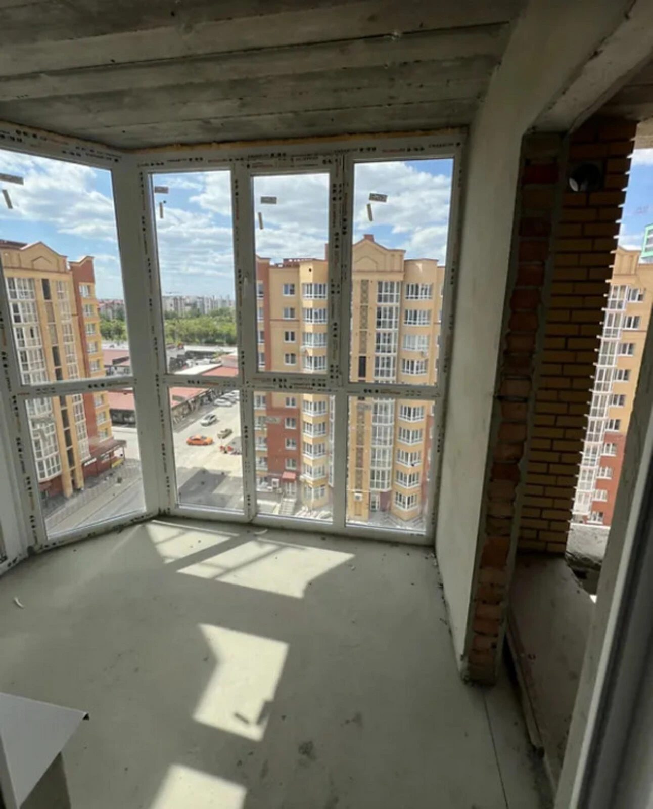 Продаж квартири 2 кімнати, 72 m², 10 пов./10 поверхів. Бам, Тернопіль. 