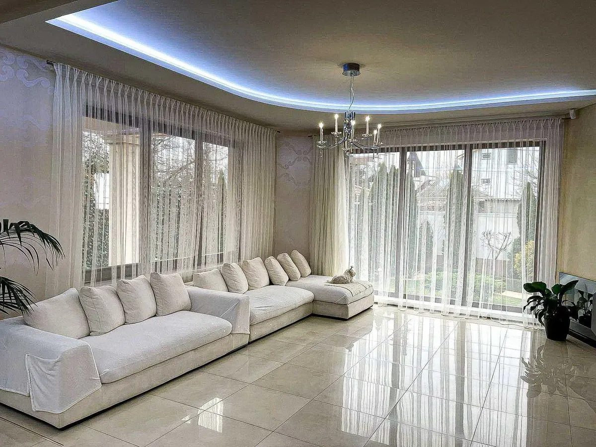 House for sale. 420 m², 2 floors. Dachna vul., Odesa. 