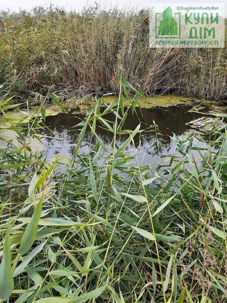 Продам ділянку під забудову біля річки