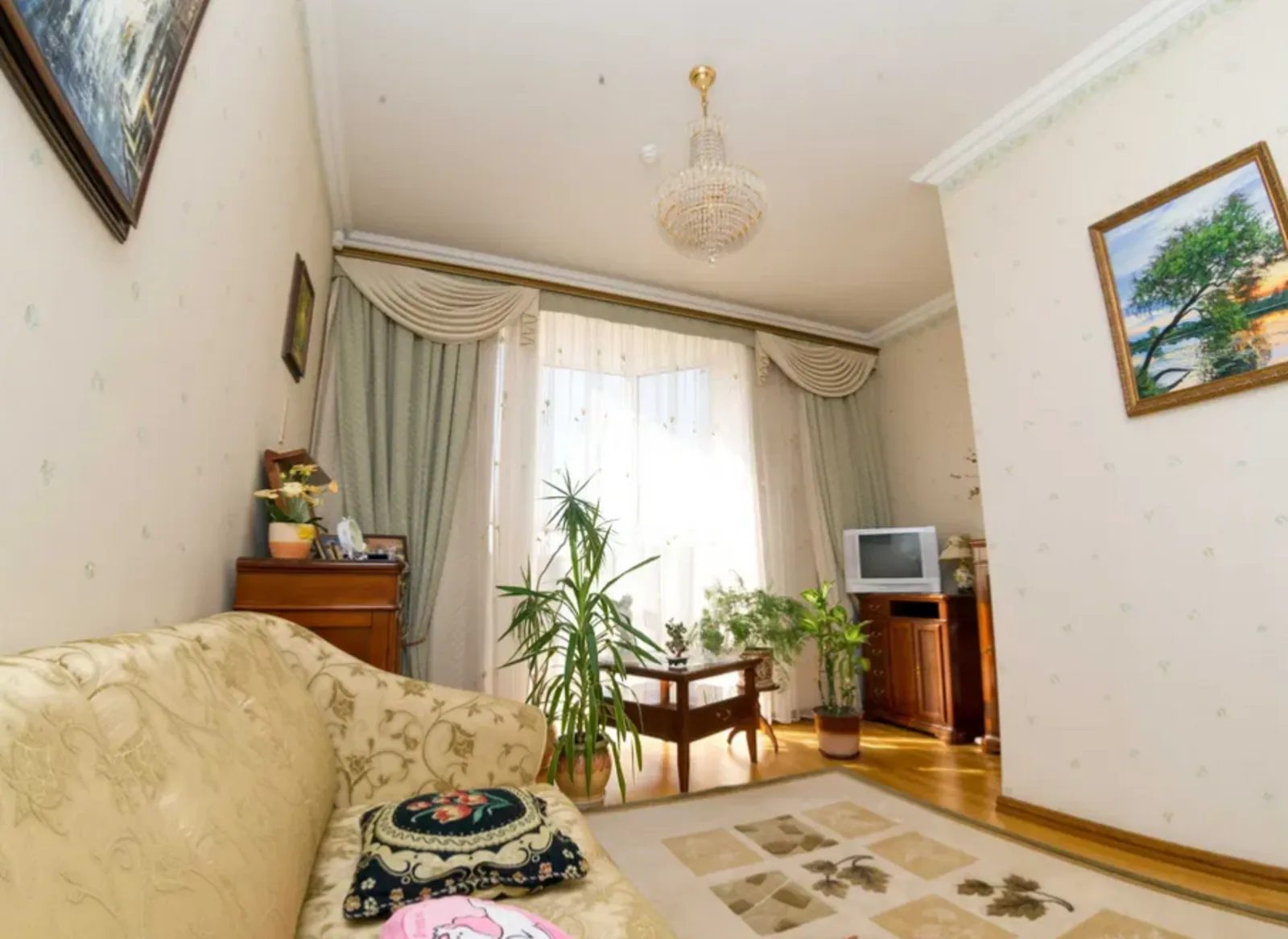 Продаж будинку 400 m², 4 поверхи. Подільський (ленінський), Кропивницький. 