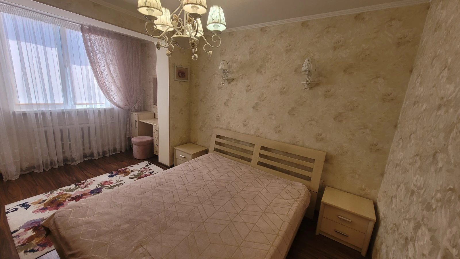 Apartments for sale. 3 rooms, 62 m², 9th floor/9 floors. 26, Hlushko Akademyka pr., Odesa. 