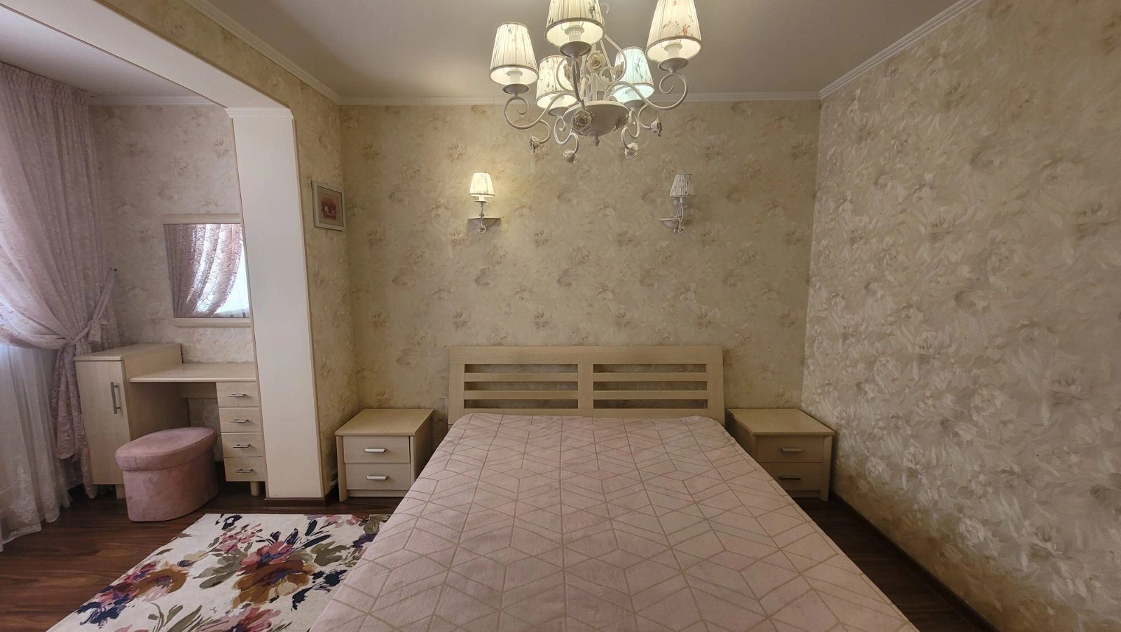 Apartments for sale. 3 rooms, 62 m², 9th floor/9 floors. 26, Hlushko Akademyka pr., Odesa. 