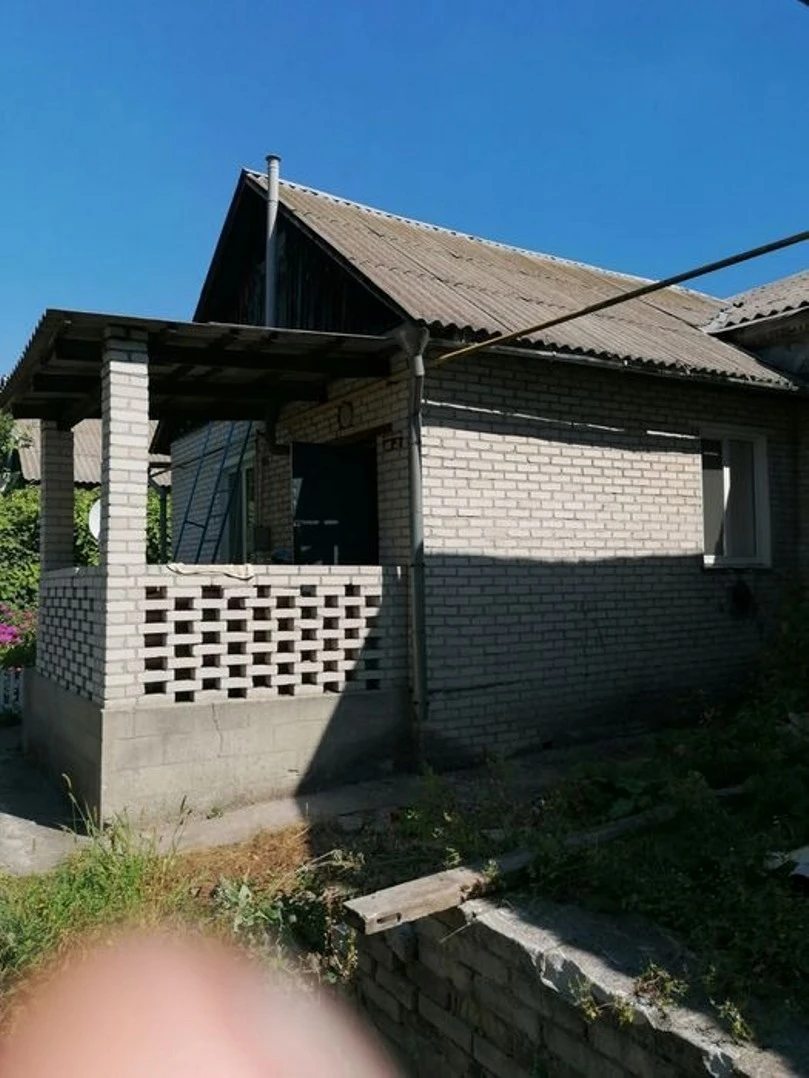 House for sale. 2 rooms, 67 m², 1 floor. Hryhorivka. 