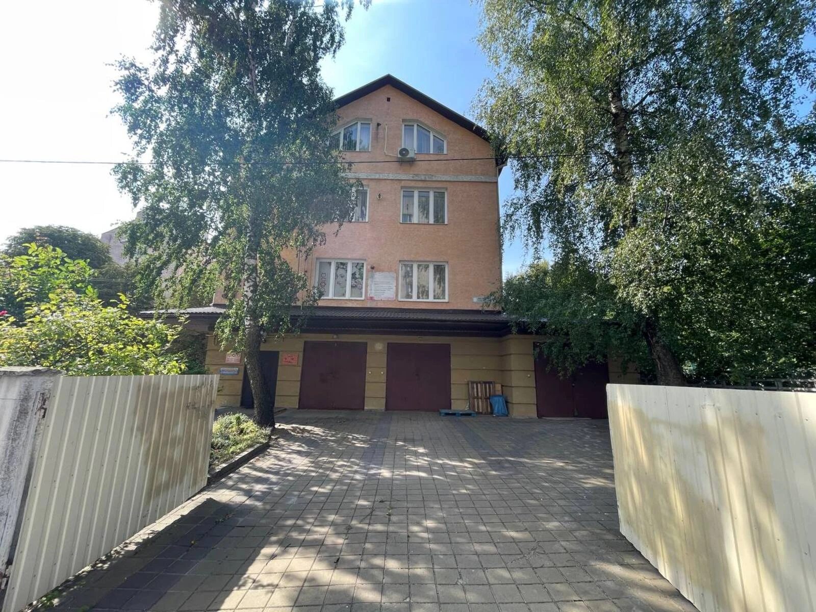 Real estate for sale for commercial purposes 7953 m², 1st fl./4 floors. 7, Kurbasa L. vul., Ternopil. 