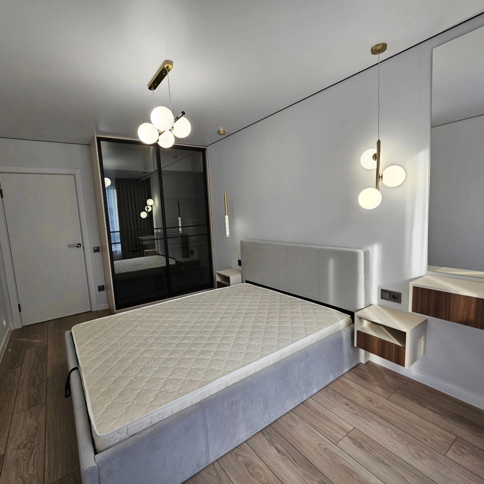 Apartments for sale. 1 room, 48 m², 3rd floor/10 floors. Kanada, Ternopil. 