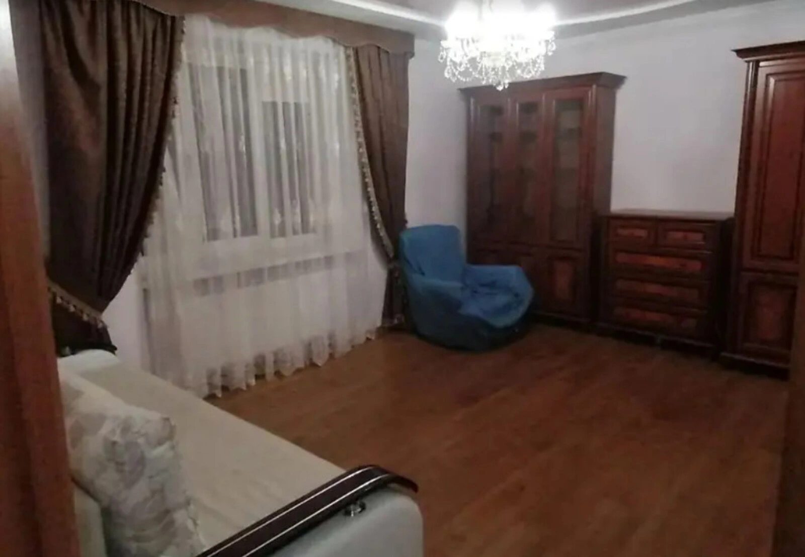 Apartment for rent. 1 room, 36 m², 1st floor/9 floors. Konovaltsya YE. vul., Ternopil. 