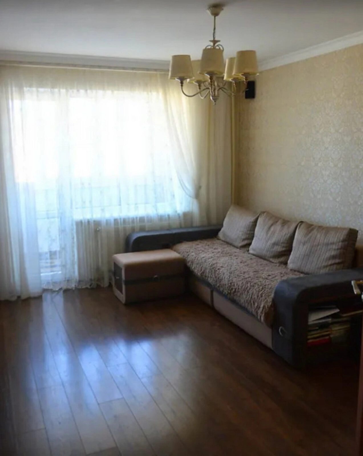 Apartments for sale. 3 rooms, 64 m², 10th floor/10 floors. Alyaska, Ternopil. 