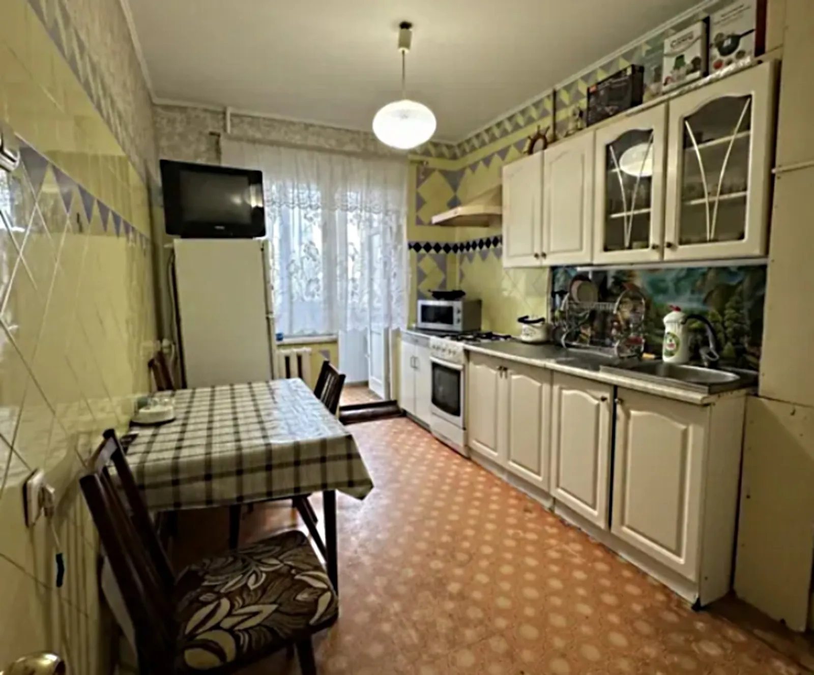 Apartments for sale. 3 rooms, 65 m², 5th floor/9 floors. 146, Lyustdorfskaya Doroha , Odesa. 