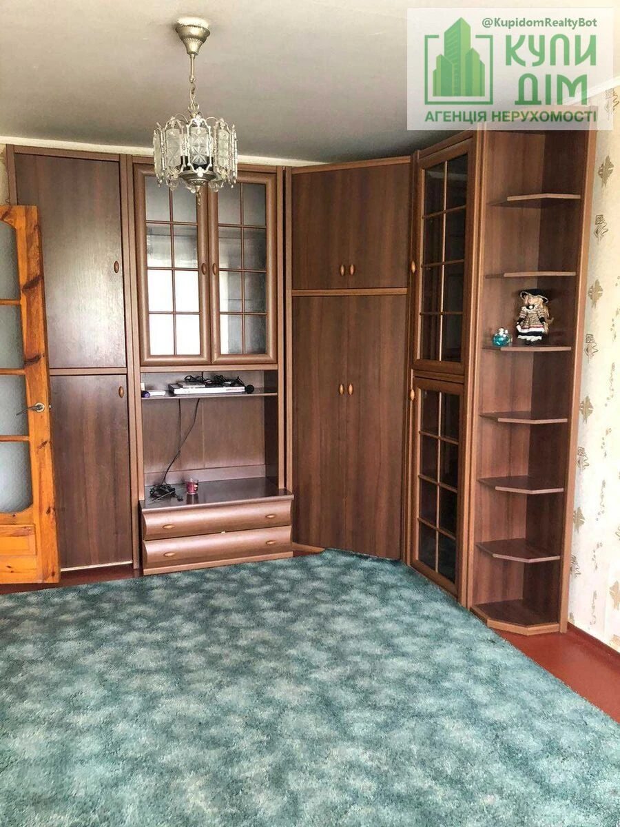 Продаж квартири. 2 rooms, 46 m², 5th floor/5 floors. Подільський (ленінський), Кропивницький. 