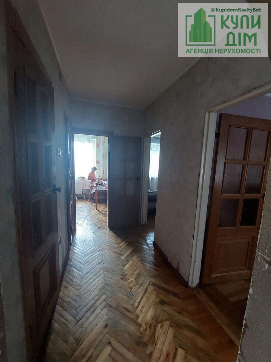 Продаж квартири. 4 rooms, 84 m², 1st floor/9 floors. Фортечний (кіровський), Кропивницький. 