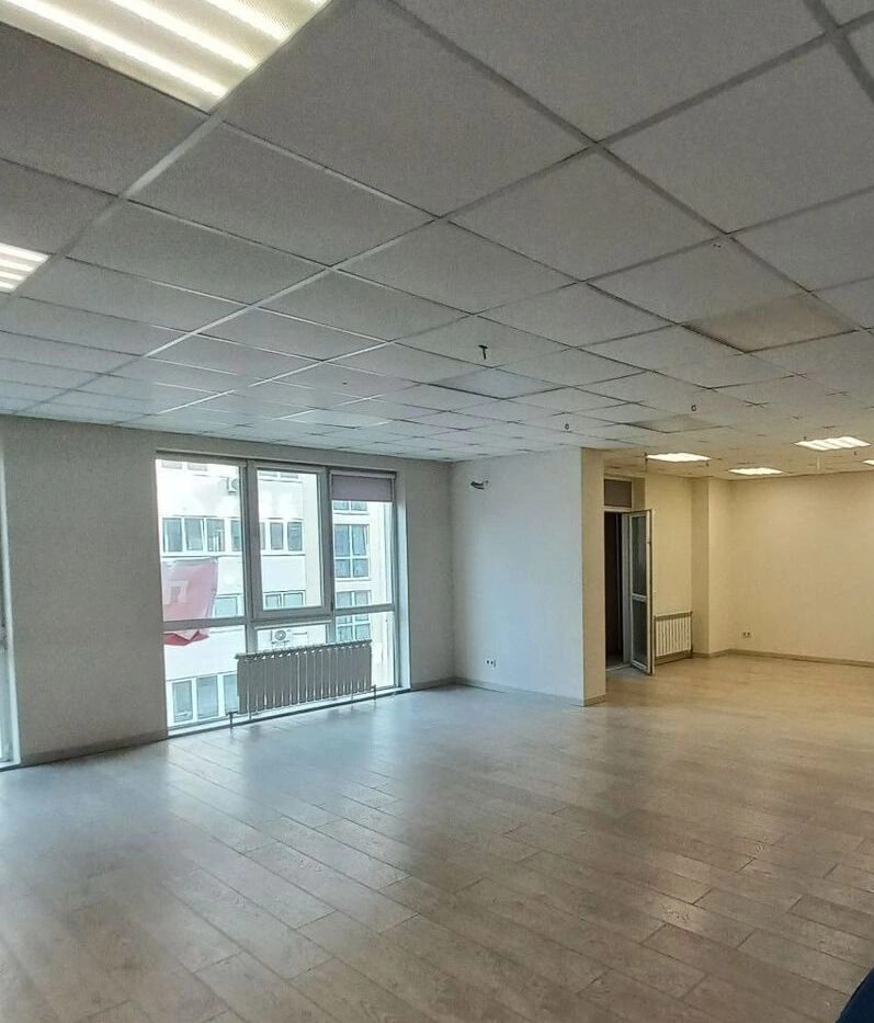 Сдам квартиру 2 комнаты, 105 m², 9 эт./14 этажей. 1, Александровская 1, Киев. 