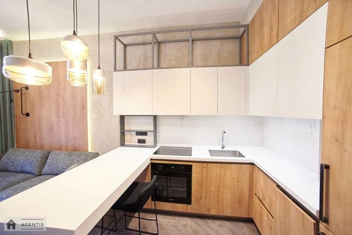 Сдам квартиру 1 комната, 47 m², 4 эт./9 этажей. 42, Берестейський просп. (Перемоги), Киев. 