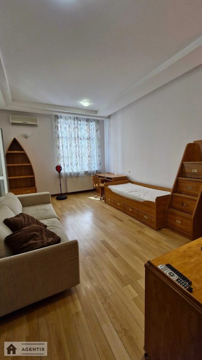 Apartment for rent. 4 rooms, 186 m², 12 floor/18 floors. 13, Staronavodnitcka 13, Kyiv. 