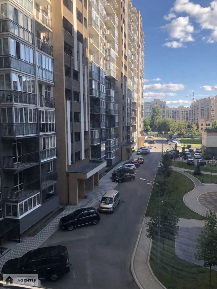 Сдам квартиру. 1 room, 42 m², 4th floor/16 floors. 148, Академіка Заболотного вул., Киев. 