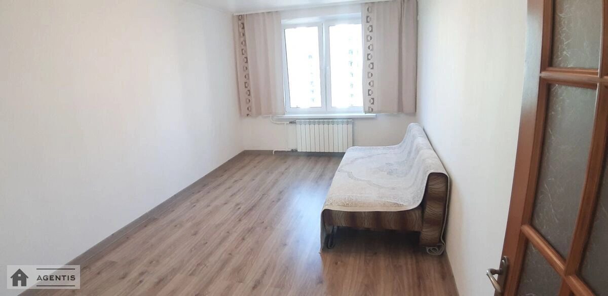 Здам квартиру. 3 rooms, 72 m², 7th floor/16 floors. Князя Романа Мстиславича, Київ. 