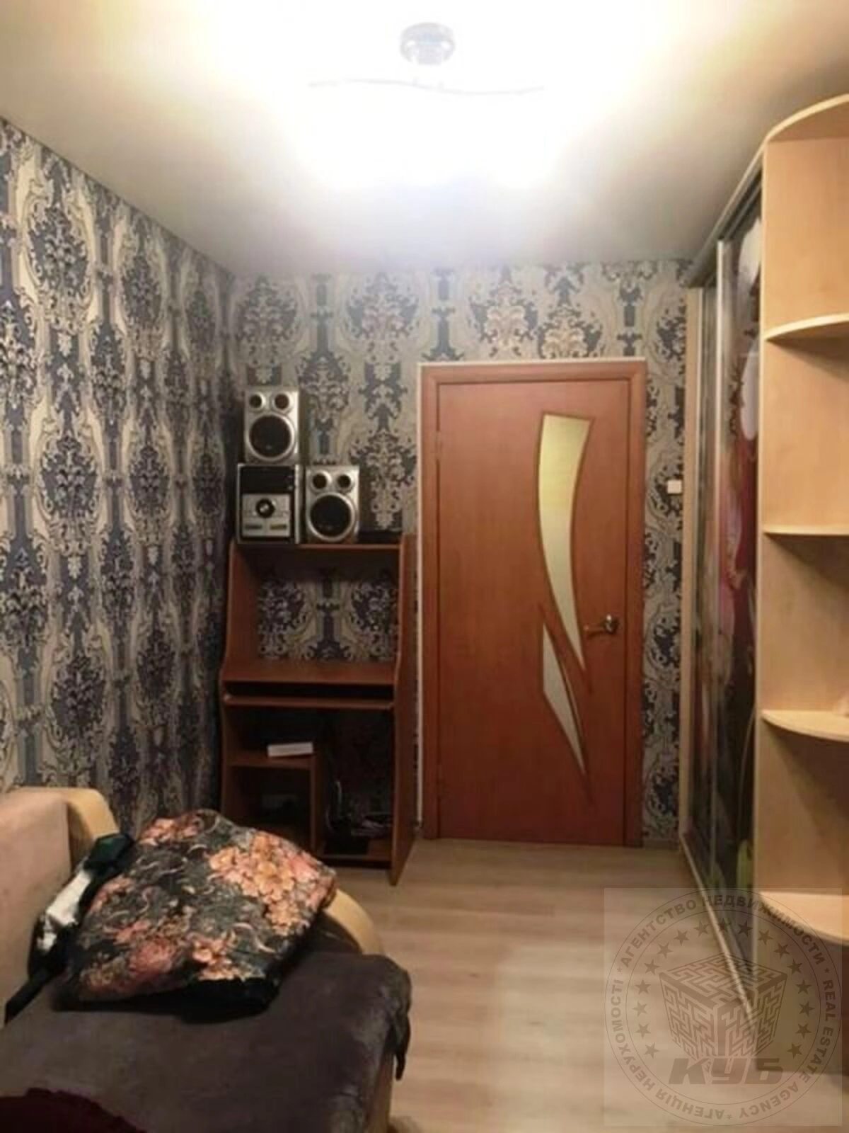 Продаж квартири. 3 rooms, 75 m², 1st floor/10 floors. 26, Василя Стуса вул., Київ. 