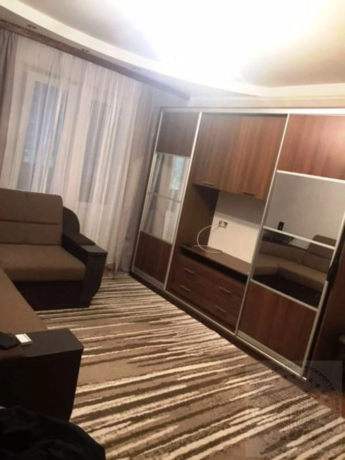 Продаж квартири. 3 rooms, 75 m², 1st floor/10 floors. 26, Василя Стуса вул., Київ. 