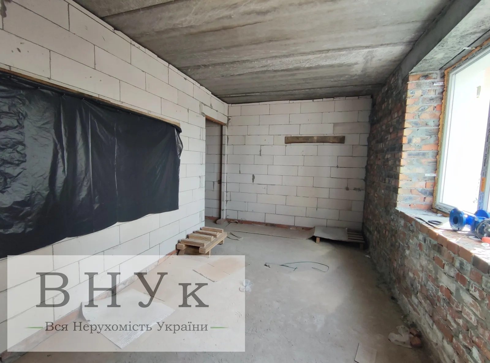 Продаж квартири. 3 rooms, 81 m², 2nd floor/10 floors. Озерна , Хмельницький. 