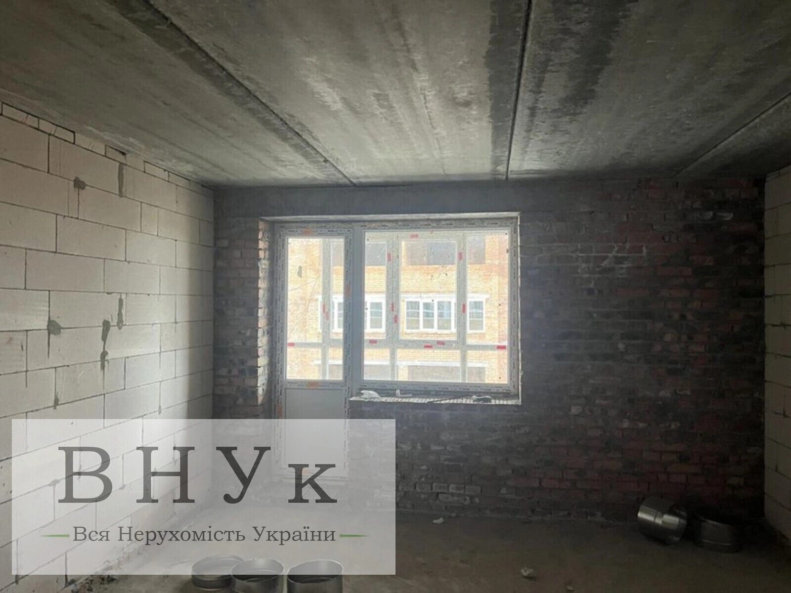 Продаж квартири 3 кімнати, 81 m², 2 пов./10 поверхів. Озерна , Хмельницький. 