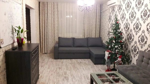 Entire place for rent. 2 rooms, 45 m², 1st floor/5 floors. 2, Ul. Pyrohova, Chernihiv. 