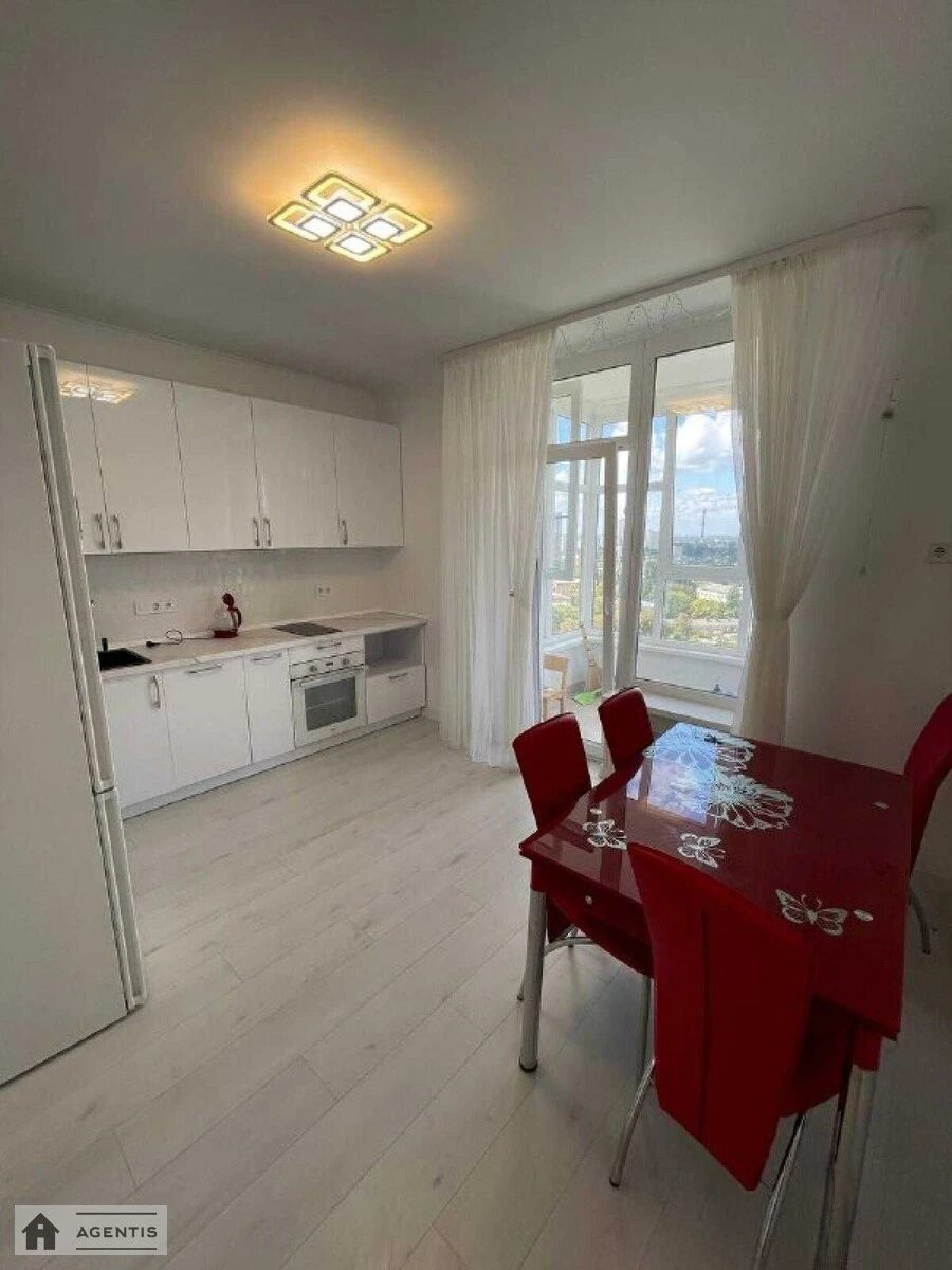 Apartment for rent. 2 rooms, 60 m², 15 floor/25 floors. Pryladniy, Kyiv. 