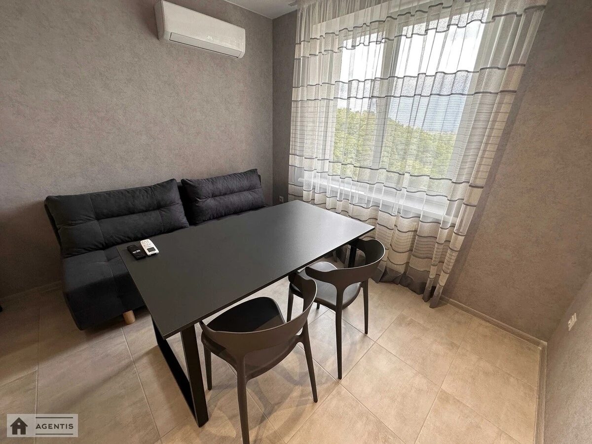 Apartment for rent. 1 room, 43 m², 9th floor/26 floors. 20, Lysohirskyy uzviz, Kyiv. 